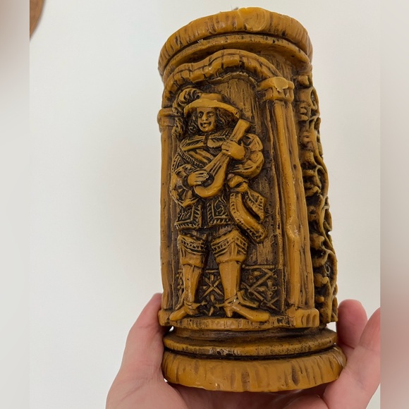 Vintage German Renaissance bees wax candle - Picture 4 of 5